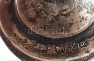 Ezüst(Ag) pálinkás pohár, jelzett, m: 10 cm, nettó: 26,3 g