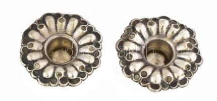 Ezüst(Ag) gyertyatartó betét, 2 db, jelzés nélkül, d: 6 cm, bruttó: 40 g