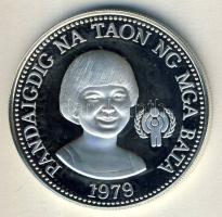 Fülöp-szigetek 1979. 50P Ag "Nemzetközi gyermekév" T:PP