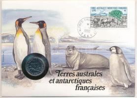 Francia Déli és Antarktiszi területek felbélyegzett borítékban, bélyegzéssel, német nyelvű tájékoztatóval, benne Franciaország 1989. 1Fr Ni T:UNC French Southern and Antarctic Lands in envelope with stamp, cancellation and a prospectus in german, in it France 1989. 1 Franc Ni C:UNC