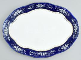 Zsolnay Pompadour tétel: pecsenyés, 6 darab süteményes tányér, 3 csésze 4 alátéttel, jelzettek. Zömm...