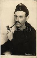 Pipázó magyar katona. Veres, Tamás B. / Hungarian military, soldiers smoking a pipe. photo (EK)