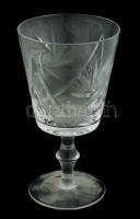 Kristály borospohár garnitúra, csiszolt díszítéssel, jelzés nélkül, minimális kopással, m: 15 cm