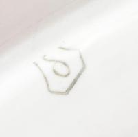 Kőbányai (Drasche) porcelán, stilizált halas tálka. Kézzel festett, jelzett, hibátlan, h: 30,5 cm