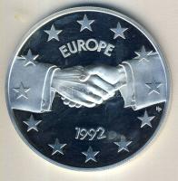 1992. "Európa" nagyalakú Ag emlékérem, 90g T:PP Díszdobozban!