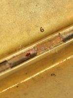 Ezüst (Ag) cigarettatárca, jelzett, fedele nem záródik teljesen, 77,8 g, 8x6 cm