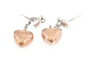 Ezüst(Ag) szívecskés fülbevalópár sróf nélkül, jelzett, h: 4 cm, bruttó: 2,5 g
