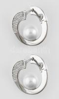 Ezüst(Ag) gyöngyös fülbevalópár, jelzett, d: cm, bruttó: 7,6 g