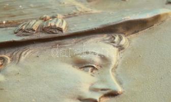 Antik fajansz fali dísz. Kézzel festett. XIX. sz vége. Sorszámozott Apró mázhibákkal. 26x23 cm