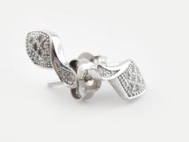 Ezüst(Ag) fülbevalópár apró kövekkel, jelzett, h: 1,4 cm, bruttó: 1,5 g