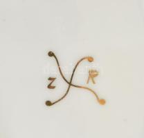 ZR jelzéssel: porcleán szelence, matricás, jelzett, hibátlan 14x9 cm