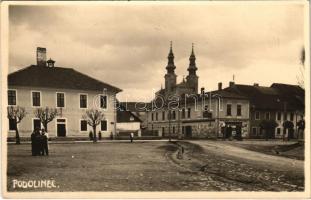 Podolin, Podolínec (Szepes, Zips); Fő tér, templom, üzlet / main square, church, shop. Foto Pollyák photo