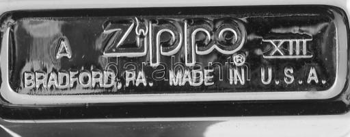 Zippo öngyújtó, fém, jelzett, 5,5 cm