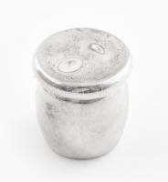 Ezüst(Ag) gyógyszertartó, jelzett, tetején ragasztónyomok, belsejében műanyag betét, bruttó: 15 g