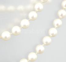 Tenyésztett gyöngy nyaklánc, ezüst (Ag) kapoccsal, h: cca 70 cm