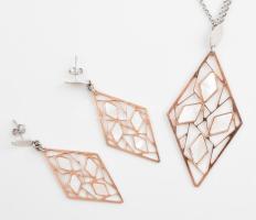 Ezüst(Ag) extravagáns nyaklánc és fülbevalópár gyöngyház berakással, jelzett, h: 44 cm, 5,5 cm, brut...