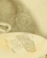 Omega 14K arany (Au) dupla fedeles zsebóra. Jelzett számlap, jelzett szerkezet, működő, szép állapot...