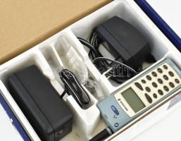 Ericsson telefon szett, dobozában, nem kipróbált