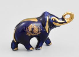 Limoges porcelán elefánt. Matricásit, jelzett, hibátlan sz 8 cm. m: 4,5 cm