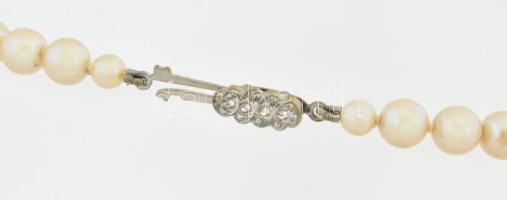 Tenyésztett gyöngy nyaklánc fém szerelékkel 54 cm,