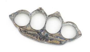 Erősen korrodált boxer,jelvényekkel 11 cm