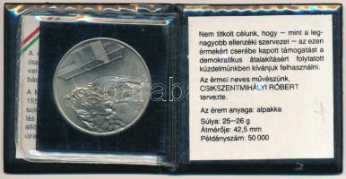 Csíkszentmihályi Róbert (1940-) 1989. "1956-1989 Vértanúink emlékére" MDF alpakka emlékére...