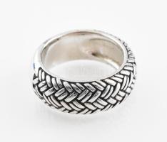 Ezüst (Ag) Cai gyűrű, jelzett, méret: 59, nettó: 13,8 g
