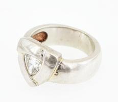 Ezüst (Ag) gyűrű, jelzett, méret: 55, bruttó: 9,6 g