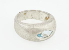 Ezüst (Ag) gyűrű, jelzett, méret: 56, nettó: 9,8 g