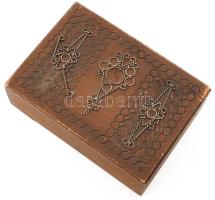 Vegyes bolha tétel: Fadoboz, mongol porcelán maszk, Herendi gyűrűtartó tálka, jelzett ezüst (Ag) gyű...