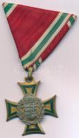 1923. "II. osztályú Tiszti Szolgálati Jel" zománcozott bronz kitüntetés ezüstözött rátéttel mellszalaggal T:AU,XF Hungary 1923. "Officers' Distinction for Long Service 2nd class" enamelled bronze decoration with silver plated overlay with ribbon C:AU,XF  NMK: 349.