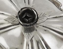 Antik cukordoboz. Fém. 13x10 cm Rózsa díszítéssel