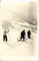 1941 Pop Iván, síelők, téli sport / skiers, winter sport. photo