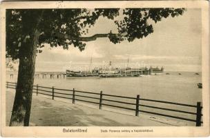 Balatonfüred, Deák Ferenc sétány a hajókikötővel, Baross gőzhajó