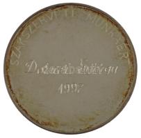 1997. "VKDSZ - Vízügyi Közszolgáltatási Dolgozók Szakszervezeti Szövetsége / Szakszervezeti Mun...