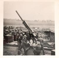 1940 A M. kir. 101. honvéd légvédelmi tüzéregység katonáiról, felszereléséről, Budapest körüli védel...