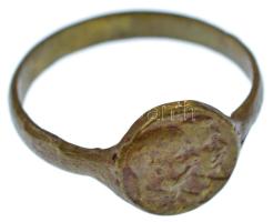 Osztrák-Magyar Monarchia ~1914-1918."Ferenc József, II. Vilmos" bronz gyűrű (64-es méret) Austro-Hungarian Monarchy ~1917-1918. "Franz Joseph, Wilhelm II" bronze ring (size 64)