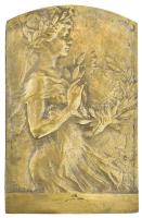 cca 1920 Heinrich Kautsch (1859-1943): Koszorút tartó nő, bronz plakett, jelzéssel, minimális kopással, 20x13 cm