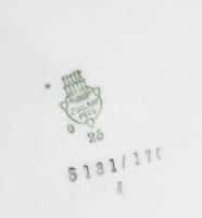 3 db régi Zsolnay lapos tányér piros szegéllyel. Jelzett, minimális kopással d: 25 cm