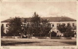 Kalocsa tanítók háza (wet damage)