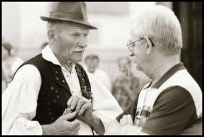 cca 1985 Kecskemét, Vincze János (1922-1999) kecskeméti fotóművész hagyatékából 48 db vintage NEGATÍ...