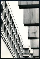 cca 1979 Sárik Ilona ,,Vonalak" című, vintage fotóművészeti alkotása, ezüst zselatinos fotópapíron, feliratozva, 23x15,8 cm