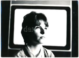 cca 1974 Zágon László nagykanizsai fotóművész ,,Anita" című, vintage fotóművészeti alkotása, ezüst zselatinos fotópapíron, feliratozva, pecséttel jelzett, 18x24 cm