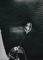 1930 Moholy-Nagy László (1895-1946) kevésbé ismert, Magyarországon publikált alkotása nyomán készült 1 db modern fotónagyítás (Kilátás az árbócról), 21x15 cm