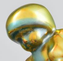 Zsolnay eozin mázas tyúkot etető kislány, jelzett, hibátlan, 10x12 cm