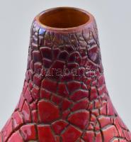 Zsolnay repesztett mázas ökörvér mázas váza. Jelzett, hibátlan m: 18 cm