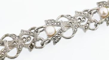 Ezüst(Ag) gyöngyös, markazitos karkötő, jelzett, h: 19 cm, bruttó: 20,9 g