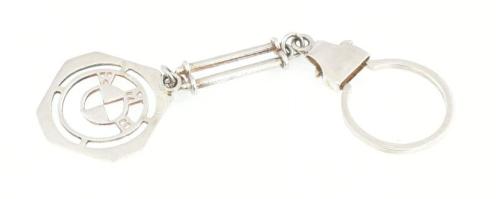 Ezüst(Ag) BMW kulcstartó, jelzett, h: 9,5 cm, nettó: 7,5 g