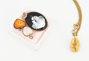 4 db bizsu szív medál egy lánccal