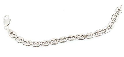 Ezüst(Ag) nagyszemű áttört karkötő, jelzett, h: 18,5 cm, nettó: 7,5 g